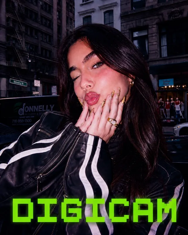 DIGICAM